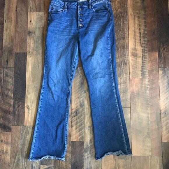 Kancan Size 15/31 Juniors boot cut Jeans denim blue frayed hem button fly - Picture 1 of 7
